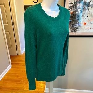 WHITE + WARREN CASHMERE SWEATER